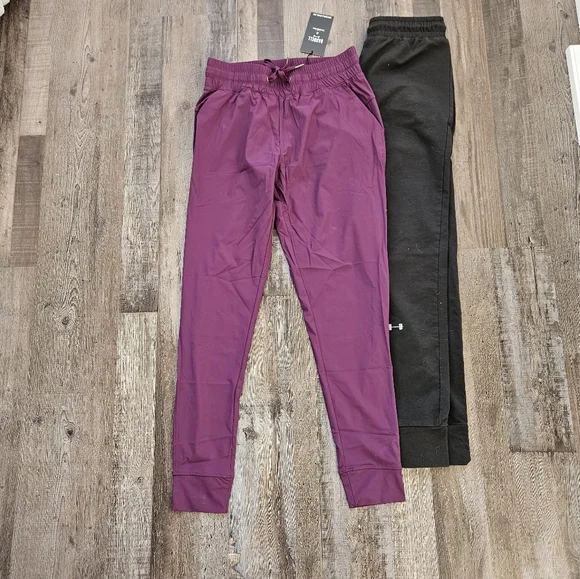 2 Joggers Bundle - Picture 3 of 13